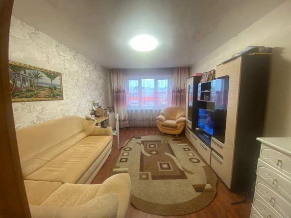 
  Продается 2-комн. квартира, 56.2 м², 32 мкр, д. 2
. Фото 3.