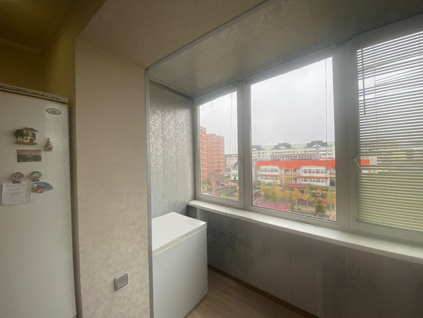 
  Продается 2-комн. квартира, 56.2 м², 32 мкр, д. 2
. Фото 8.