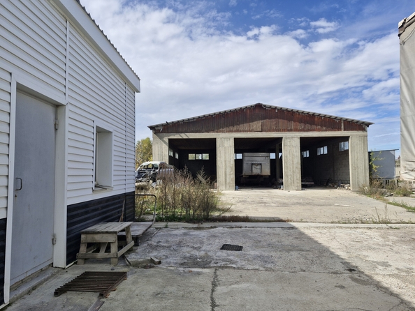 
  Продается универсальное помещение, 1078.2 м², 3 кв-л
. Фото 1.