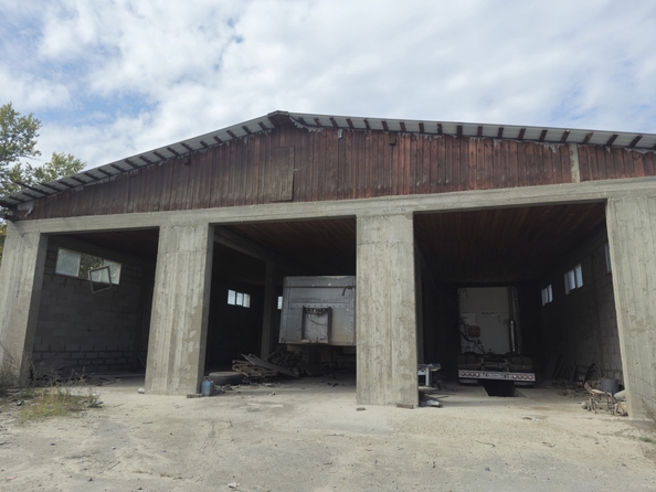 
  Продается универсальное помещение, 1078.2 м², 3 кв-л
. Фото 2.