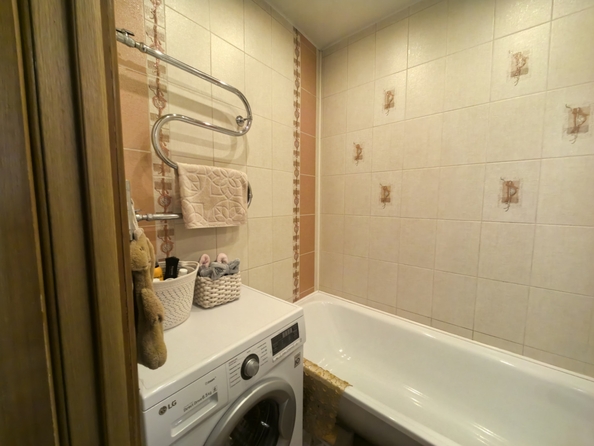 
  Продается 2-комн. квартира, 53.2 м², 19 мкр, д. 13
. Фото 14.