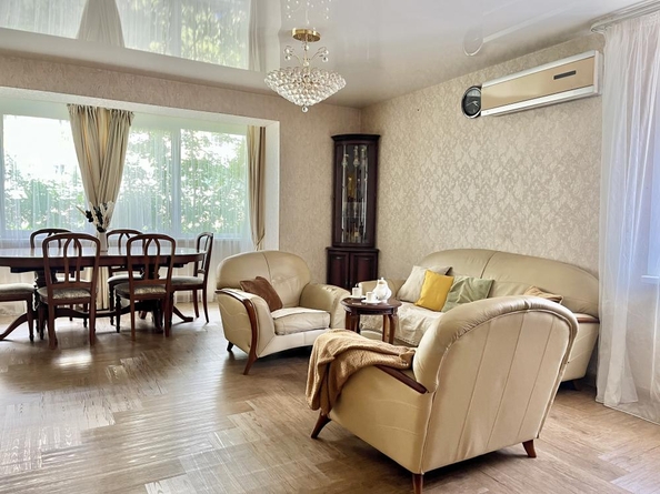 
  Продается 3-комн. квартира 125.2 м². Фото 1.