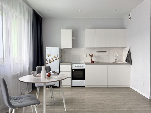 
  Продается 1-комн. квартира 36 м², в ЖК Радужный мкр, дом 8-10. Фото 8.