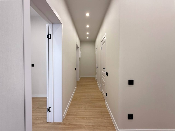 
  Продается 4-комн. квартира 78.1 м², в ЖК Квартал Стрижи, 3 очередь, дом 1. Фото 7.