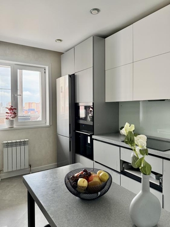 
  Продается 2-комн. квартира 61.1 м², в ЖК Высота, 3 очередь, б/с 6-8. Фото 42.