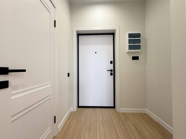 
  Продается 2-комн. квартира 42.8 м², в ЖК Квартал Стрижи, 3 очередь, дом 1. Фото 11.
