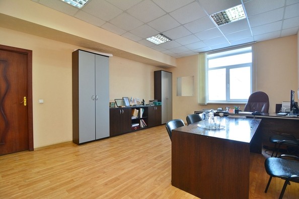 
   Продам офис, 160 м², Хлебозаводская  ул, 9к3

. Фото 9.