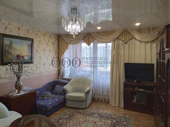 
   Продам 3-комнатную, 74 м², Юрия Двужильного ул, 32а

. Фото 11.