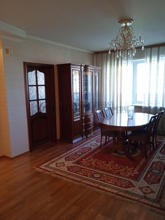 
   Продам 5-комнатную, 143.9 м², Мичурина пер, 5

. Фото 7.
