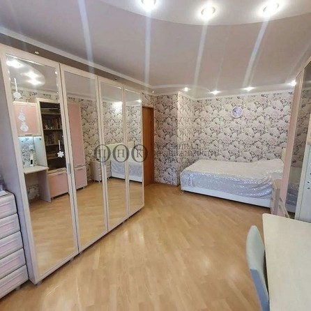 
   Продам 3-комнатную, 65 м², Радищева ул, 6

. Фото 2.