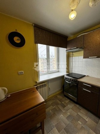 
   Продам 2-комнатную, 45 м², Дзержинского - Демьяна Бедного тер, 6

. Фото 9.
