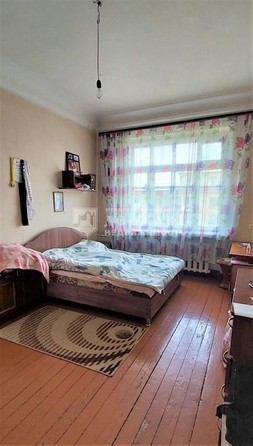 
   Продам 4-комнатную, 102 м², Севастопольская тер, 1

. Фото 8.