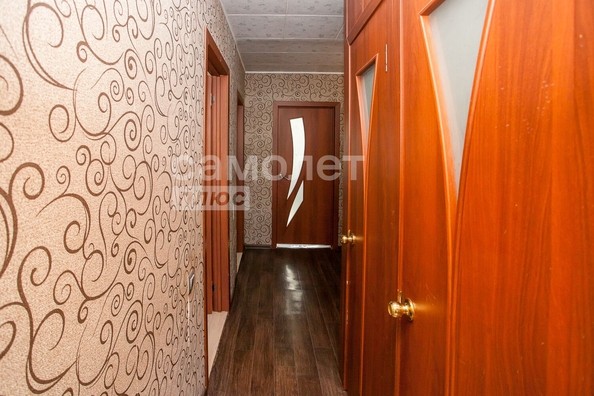 
   Продам 3-комнатную, 61.8 м², Стахановская 1-я ул, 21Б

. Фото 1.