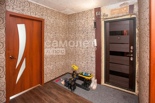 
   Продам 3-комнатную, 61.8 м², Стахановская 1-я ул, 21Б

. Фото 3.