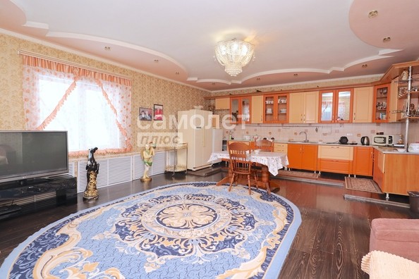 
   Продам дом, 250 м², Кемерово

. Фото 1.