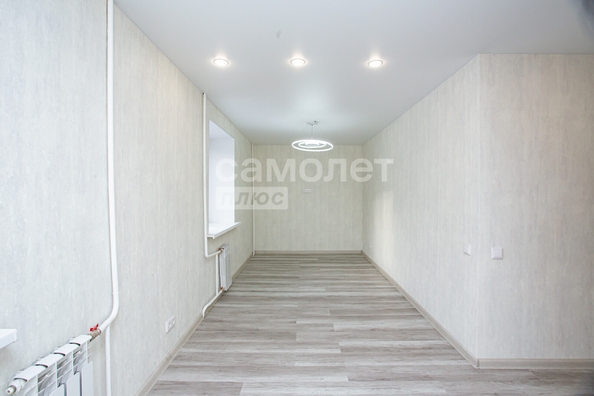 
   Продам 2-комнатную, 41 м², Сибиряков-Гвардейцев ул, 12

. Фото 4.