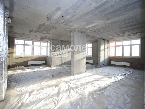 
   Продам 2-комнатную, 56.9 м², Октябрьский пр-кт, корпус Б

. Фото 9.