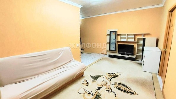 
   Продам 3-комнатную, 62 м², Дзержинского ул, 3

. Фото 4.