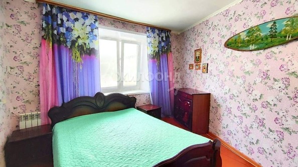 
   Продам 4-комнатную, 75.5 м², Дзержинского ул, 24

. Фото 2.