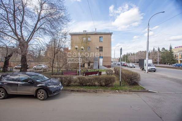 
   Продам 2-комнатную, 42.1 м², Дзержинского ул, 5

. Фото 3.