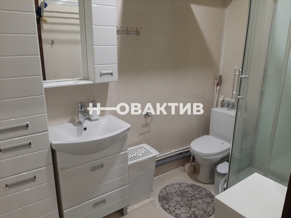 
   Продам помещение свободного назначения, 400 м², Плодопитомник ул, 45кв2

. Фото 21.