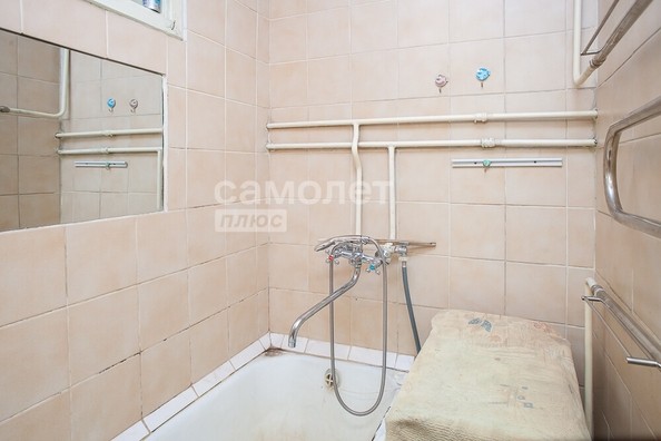 
   Продам 2-комнатную, 43.9 м², Сибиряков-Гвардейцев ул, 20

. Фото 13.