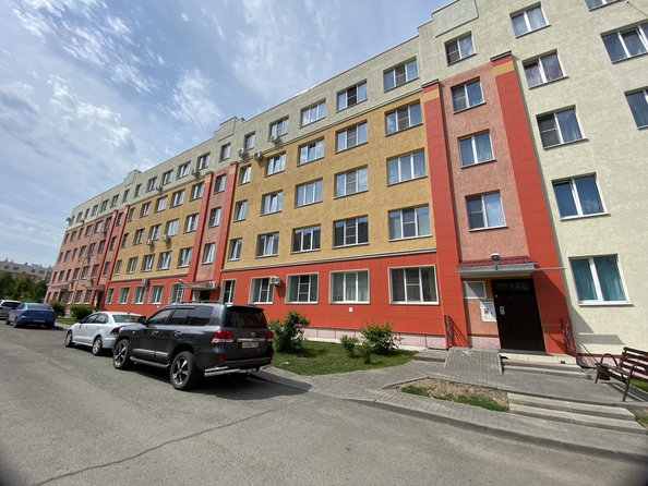 
   Продам 3-комнатную, 102 м², Осенний б-р, 13

. Фото 25.