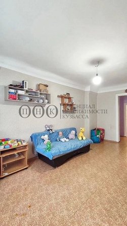 
   Продам 4-комнатную, 127.5 м², Николая Островского ул, 27

. Фото 3.