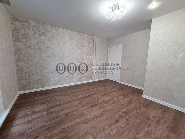 
   Продам 1-комнатную, 40.5 м², Космическая ул, 8

. Фото 23.