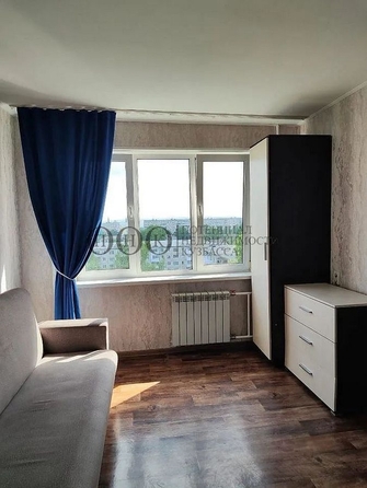 
   Продам 1-комнатную, 17 м², Ленина пр-кт, 137б

. Фото 2.