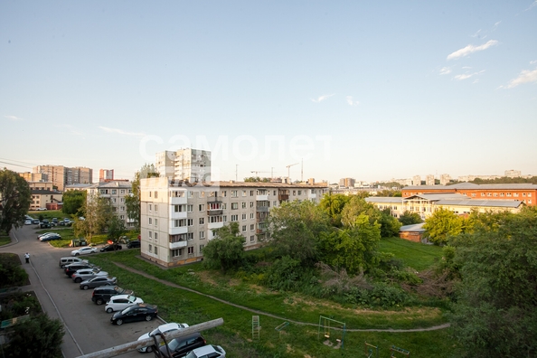 
  Продается 3-комн. квартира, 61.8 м², Красная ул, д. 12
. Фото 4.