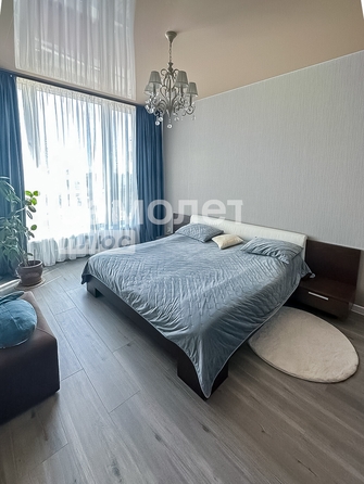 
   Продам 4-комнатную, 138.5 м², Свободы ул, 3

. Фото 10.