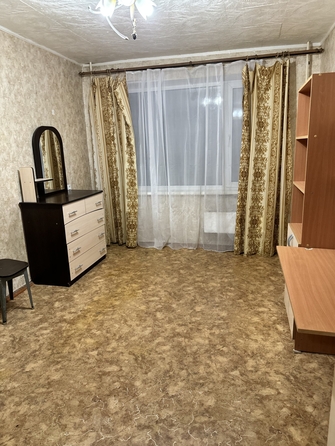 
   Продам 1-комнатную, 16.9 м², Строителей б-р, 52

. Фото 2.