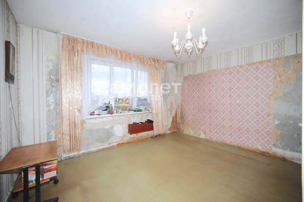 
   Продам 2-комнатную, 53.8 м², Строителей б-р, 40

. Фото 1.