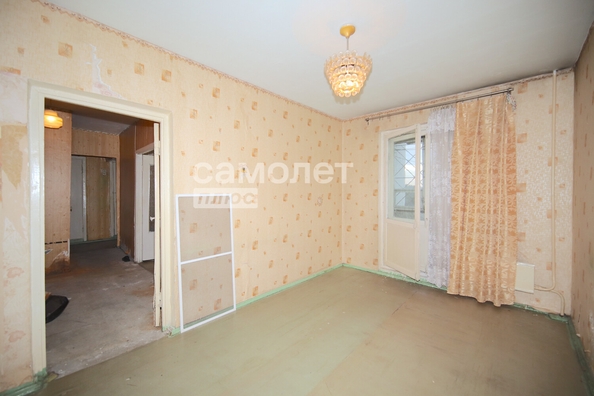 
   Продам 2-комнатную, 53.8 м², Строителей б-р, 40

. Фото 9.