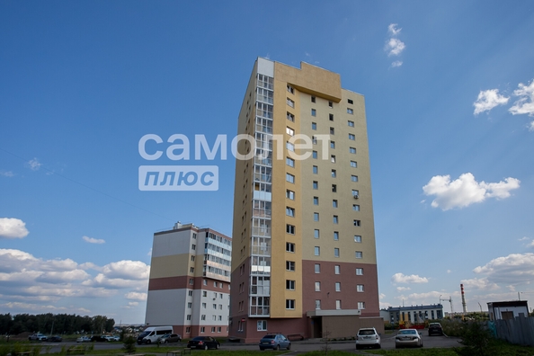 
   Продам 3-комнатную, 63.18 м², Строителей б-р, 69а

. Фото 1.