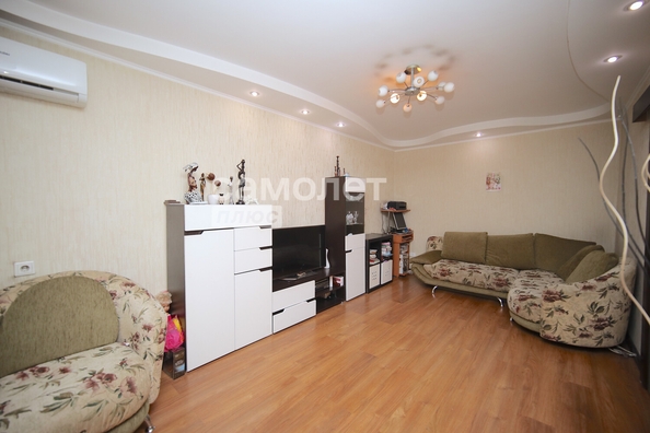 
   Продам 2-комнатную, 43 м², Радищева ул, 17А

. Фото 4.