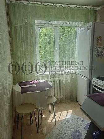 
   Продам 1-комнатную, 30 м², Спортивная ул, 22

. Фото 4.