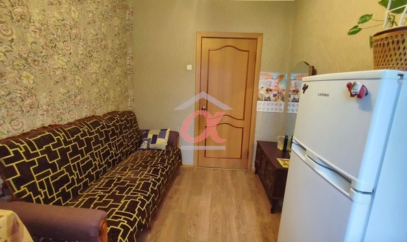 
   Продам 4-комнатную, 61.3 м², Сергея Тюленина ул, 1Б

. Фото 5.