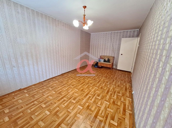 
   Продам 1-комнатную, 30.3 м², Строителей б-р, 26/2

. Фото 5.