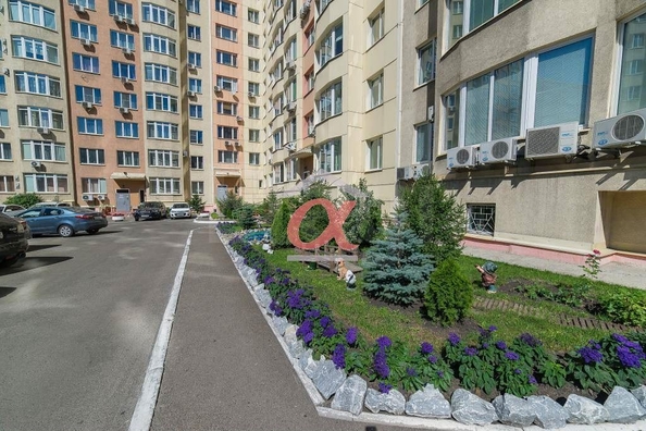 
   Продам 2-комнатную, 55 м², Свободы тер, 3

. Фото 1.