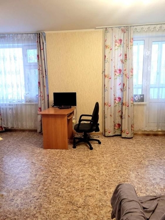 
   Продам 1-комнатную, 32.4 м², Шахтеров (Гравелит) тер, 92

. Фото 3.