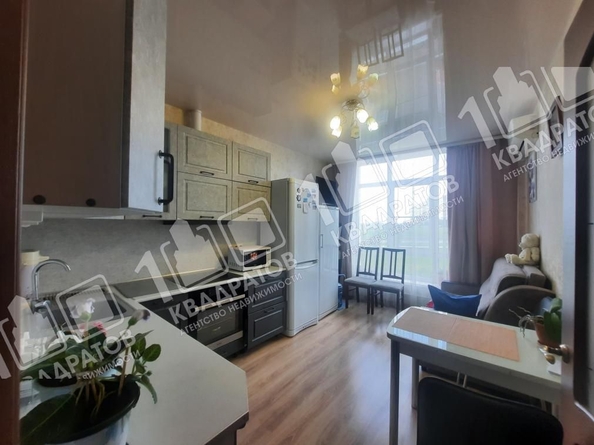 
   Продам 1-комнатную, 40.8 м², Кедровый б-р, 1

. Фото 8.