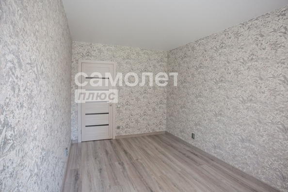 
   Продам 3-комнатную, 73 м², Шахтеров (Гравелит) тер, 119

. Фото 1.