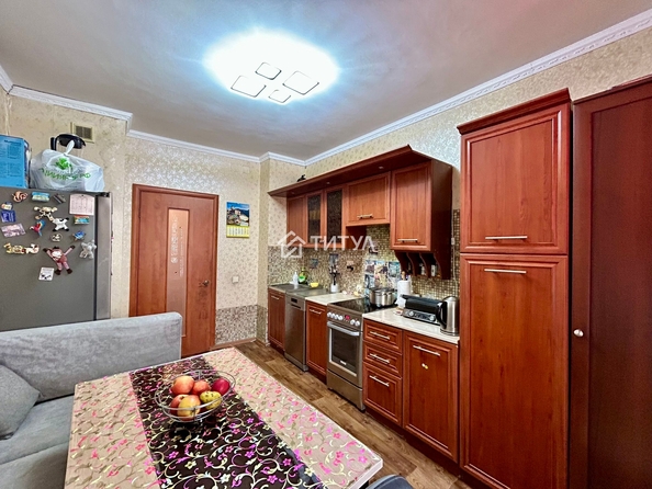 
   Продам 3-комнатную, 74 м², Шахтеров (Гравелит) тер, 72А

. Фото 6.