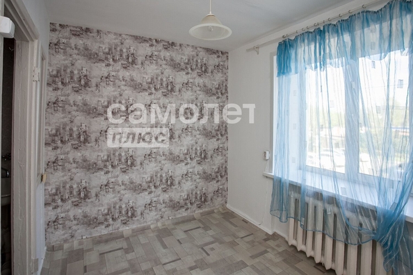 
   Продам 1-комнатную, 12.6 м², Рекордная - Рекордный тер, 2А

. Фото 4.