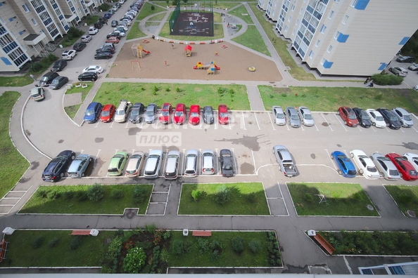 
   Продам 2-комнатную, 64.6 м², Ульяны Громовой ул, 7А

. Фото 2.