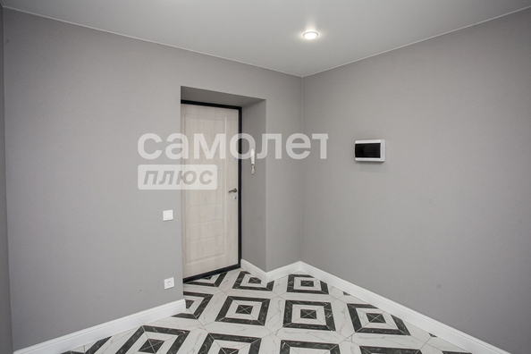 
   Продам 1-комнатную, 40 м², Сибиряков-Гвардейцев (2/3-Л) тер, 22А

. Фото 4.