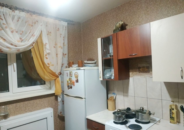 
   Продам 4-комнатную, 64 м², 50 лет города ул, 20

. Фото 8.