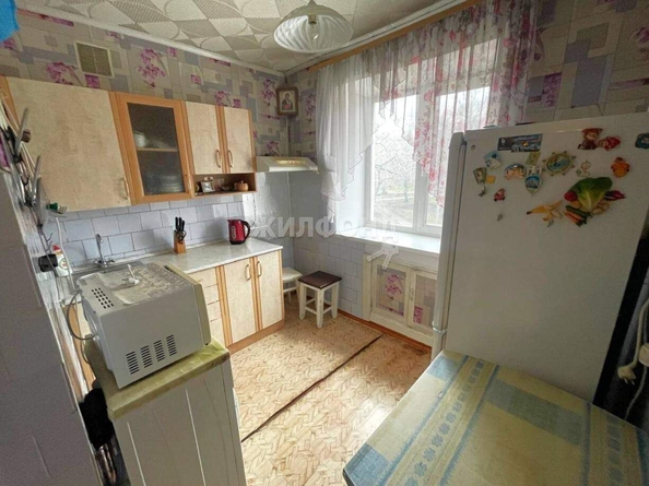 
   Продам 3-комнатную, 71.2 м², Оренбургская тер, 6

. Фото 1.